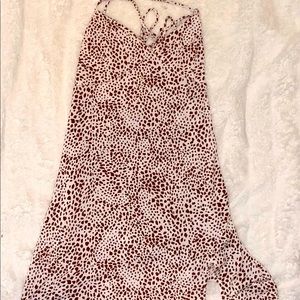 Dress with brown design